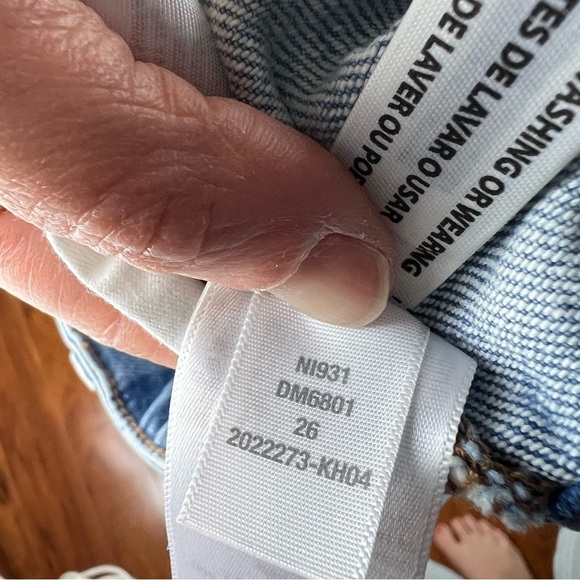 NWT Madewell The Curvy Perfect Vintage Jeans Distressed Raw Hem Size 26 - Picture 8 of 9